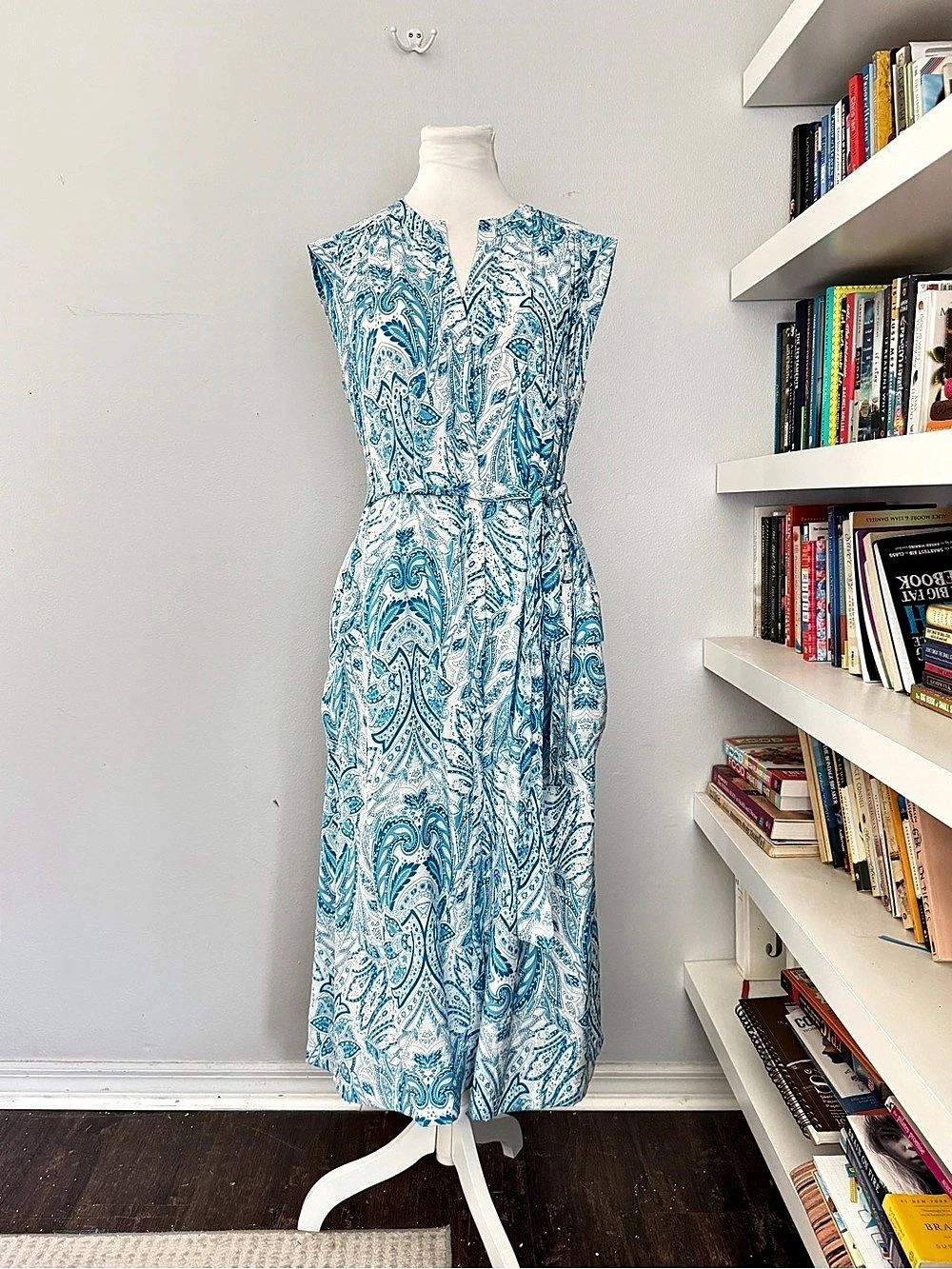 Current Air Paisley Midi Dress in Blue & White Size Small